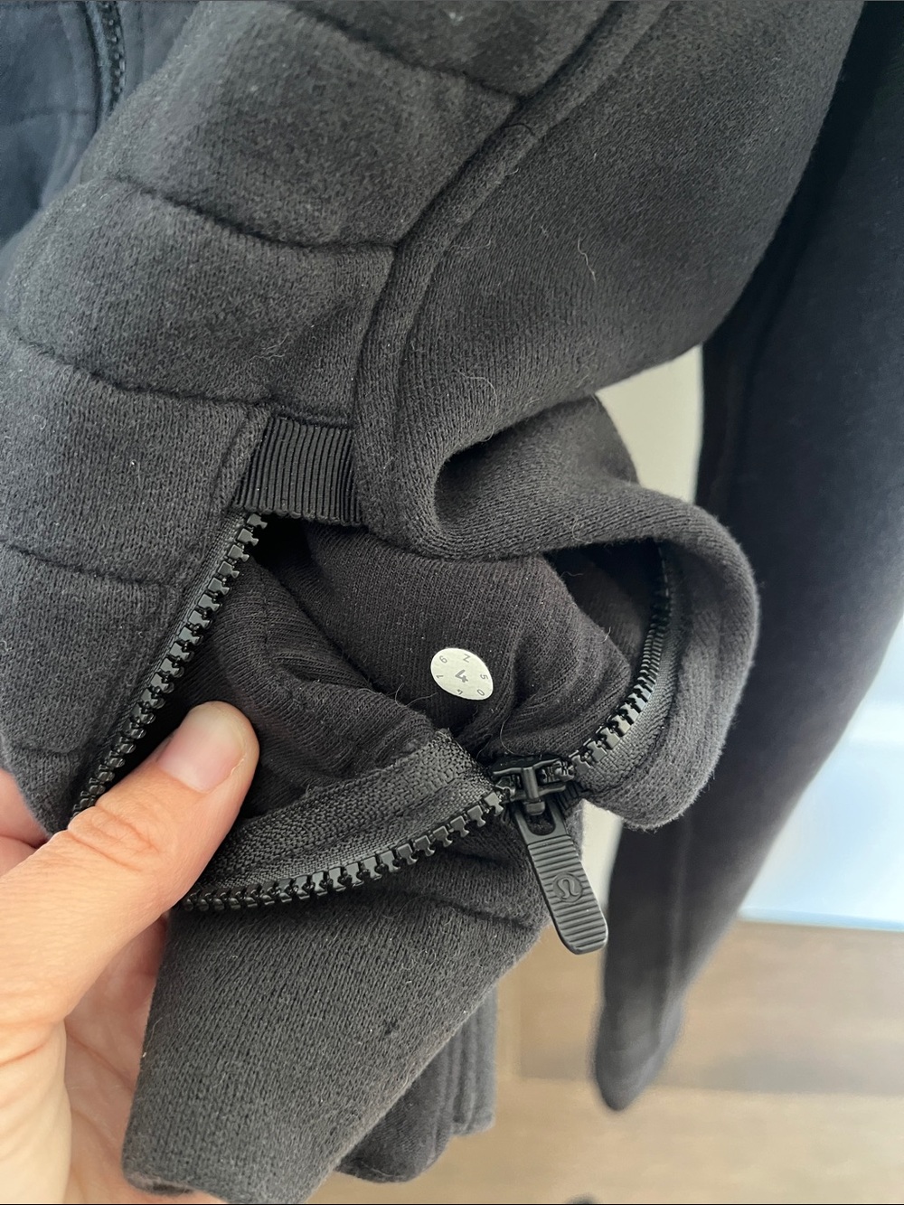 Lululemon Zip up hoodie Black size 4 - Picture 3 of 5